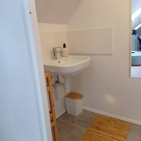 Raclawicka 33 Superapart ワルシャワ